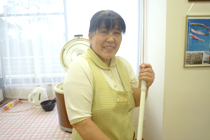 「介護離職ゼロ」のために。老人ホームの清掃・掃除