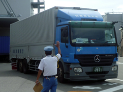 工場警備・倉庫警備