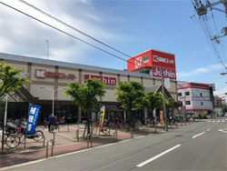 不特定多数の歩行者や車輌を安全に誘導