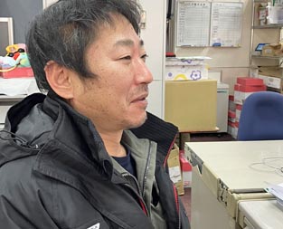 プラスワン　採用担当の蛇島（じゃじま）です